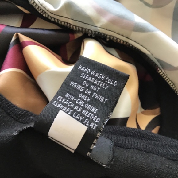 ALLY NYC SCARF PRINT SWEATER NWT MEDIUM - Picture 5 of 9